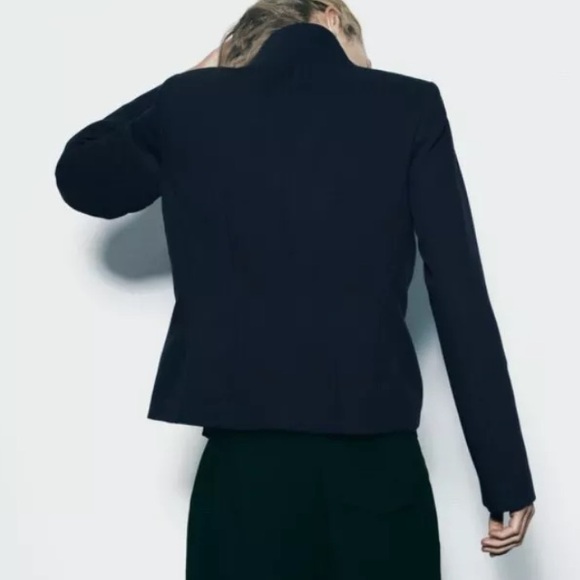 Zara high collar button detail blazer - Picture 4 of 9
